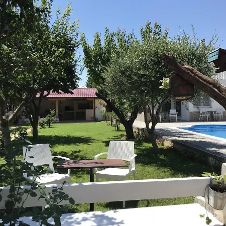 Villa Residence 4* モスタル