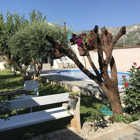 Villa Residence 4*